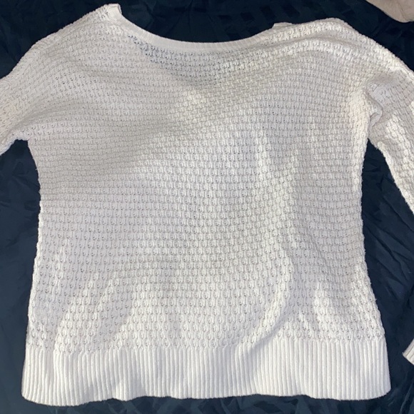 American Eagle Sweater - Picture 3 of 3